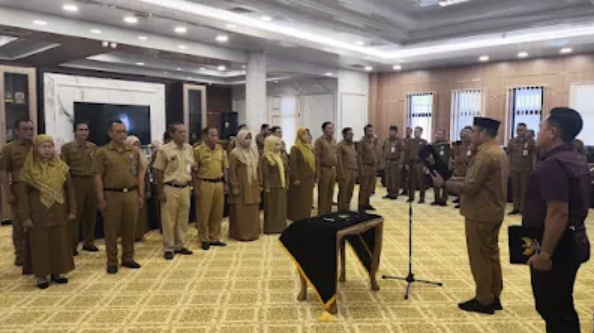 Pemkab Kotabaru Lantik 20 Pejabat Administrator dan Pengawas, Perkuat Kinerja Birokrasi
